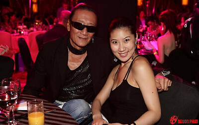 Nam diễn viên U90 và mối tình khó tin với bạn gái cũ kém 49 tuổi