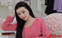 Vẻ đẹp khác lạ của Quỳnh Kool