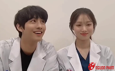 Ahn Hyo Seop gây sốt khi tiết lộ lý do đóng Người Thầy Y Đức 3, tất cả là vì Lee Sung Kyung?