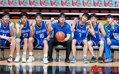 Ahn Jae Hong tái xuất với tạo hình vận động viên, body lẫn visual nhìn mà phát mê