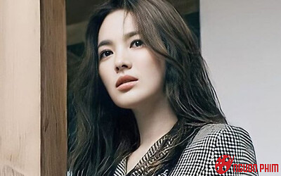 Ảnh khác lạ của Song Hye Kyo bị đào lại, còn lộ rõ dấu hiệu 'dao kéo'?