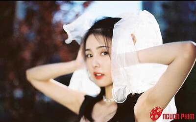 Bạch Lộc bất ngờ công khai ảnh cưới cùng bạn trai sau 1 năm yêu đương, hóa ra tin đồn hẹn hò là thật