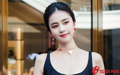 Bạch Lộc bị chê kém sang, thua xa cả Dương Tử