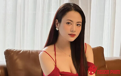 Cái nhếch mép hút 2 triệu views mỹ nhân nóng bỏng nhất Độc Đạo