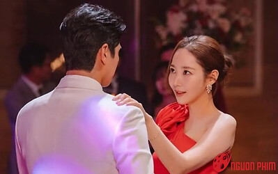 Cặp đôi xứ Hàn 'gương vỡ lại lành' sau màn đấu tố kẻ sống người còn