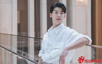 'Chồng quốc dân' Hứa Quang Hán khiến châu Á sục sôi khi tiến quân Hollywood