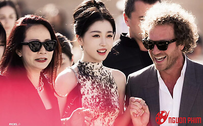 Cnet 'quay xe' khen ngợi Ngu Thư Hân hết lời với màn lột xác ở show thời trang