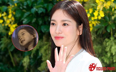 'Con gái' Song Hye Kyo lâu lắm mới lộ diện, làm gì mà khiến cả Knet dậy sóng?
