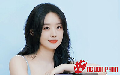 Con trai của Triệu Lệ Dĩnh hơn 5 tuổi đã đẹp chuẩn mỹ nam tương lai