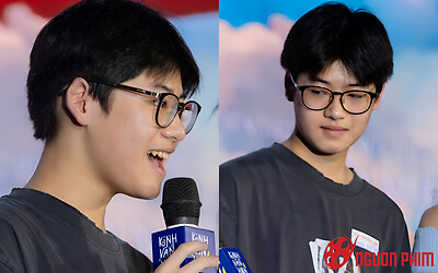 Con trai đầu lòng 13 tuổi đẹp như soái ca của Hứa Minh Đạt - Lâm Vỹ Dạ