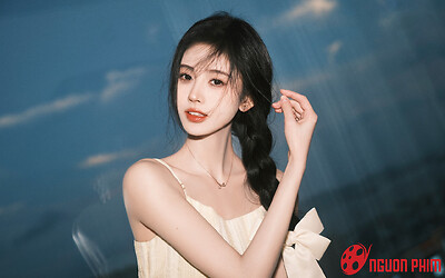 Cúc Tịnh Y nối bước Địch Lệ Nhiệt Ba khi bị chê 'đứng với ai cũng vô cảm'