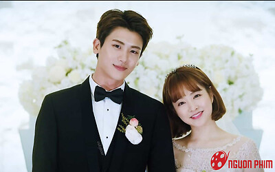 Cuối cùng Park Hyung Sik - Park Bo Young cũng chịu công khai hẹn hò sau loạt 'hint' thả thính