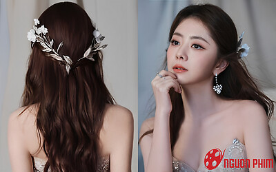 Đàm Tùng Vận diện đồ khoét sâu táo bạo khoe cặp 'tuyết lê' căng tràn ở tuổi U40