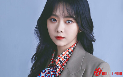 Đàm Tùng Vận gặp vận xui, bị tẩy chay vì mải yêu đương với bạn trai, không kính nghiệp