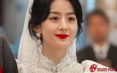 Đang độc thân vui vẻ, Triệu Lệ Dĩnh bất ngờ tiết lộ hối hận khi kết hôn với Phùng Thiệu Phong?