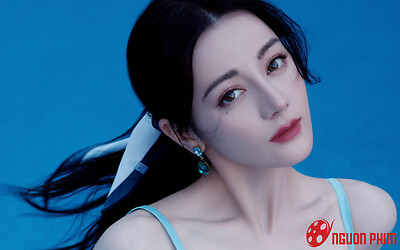 Địch Lệ Nhiệt Ba bất ngờ bị thương giữa lùm xùm phim flop