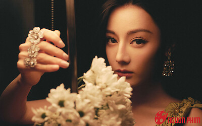 Địch Lệ Nhiệt Ba làm được điều Lưu Diệc Phi, Triệu Lệ Dĩnh không thể thực hiện