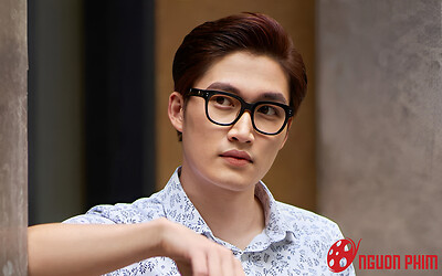 Đình Tú công khai bạn gái?