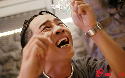 Đỗ Duy Nam khiến con gái bật khóc khi vào vai Đạt 'điên' trong Biệt Dược Đen