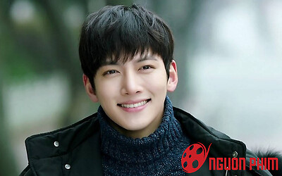 Độc thân nhiều năm, Ji Chang Wook bất ngờ được đẩy thuyền với mỹ nhân đắt giá xứ Hàn