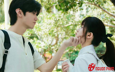 Được khán giả 'quay xe' khen ngợi nhưng Vụng Trộm Không Thể Giấu của Triệu Lộ Tư vẫn mắc sai lầm