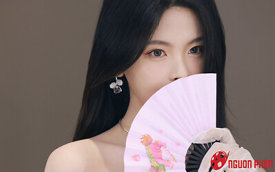 Dương Siêu Việt vừa trở lại đã bị một mỹ nhân lắm chiêu trò 'ngáng chân'