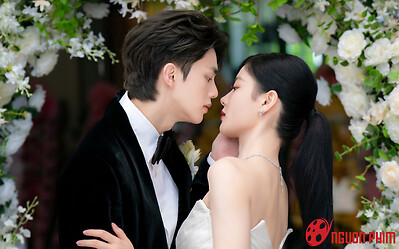 'Em gái quốc dân' xứ Hàn tung ảnh cưới đẹp như mơ, danh tính chú rể gây bất ngờ