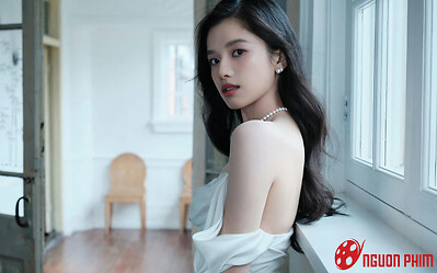 Fan tiểu hoa 95 Trương Tịnh Nghi giận dữ vì bạn diễn tương lai từng có 1 đời vợ