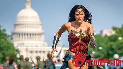 Gal Gadot khóc khi lần đầu theo dõi Wonder Woman 1984