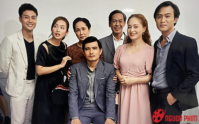 Gia Đình Mình Vui Bất Thình Lình: Hà hé lộ buổi chụp ảnh khiến Công méo mặt