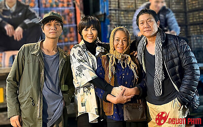 Hậu trường Cuộc Đời Vẫn Đẹp Sao gây xót xa: Diễn viên sụt cân, thương tích đầy mình vẫn cười tươi