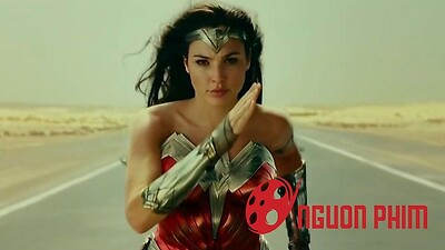 Hé lộ lý do Warner Bros. có thể trả cho Gal Gadot thêm 10 triệu USD