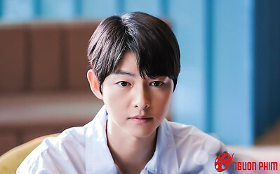 Hóa ra cúp Thị đế Baeksang 2023 vốn thuộc về Song Joong Ki, chuyện gì đã xảy ra trước 'giờ G'?