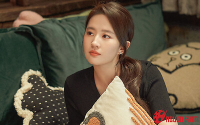 Hóa ra Lưu Diệc Phi đã từng công khai đưa người yêu đi dự sự kiện chung nhưng không ai để ý