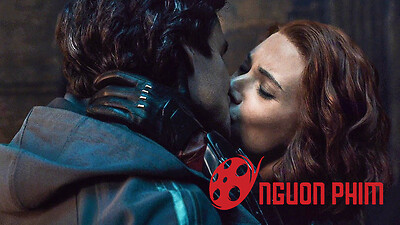 Hulk và Black Widow có cảnh nóng bị cắt trong Avengers: Infinity War