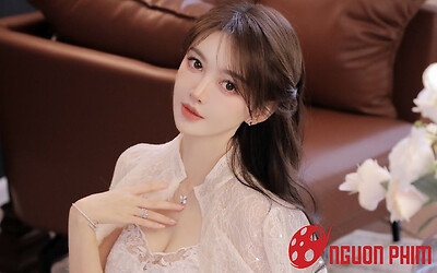 Huỳnh Hiểu Minh điêu đứng trước loạt tai tiếng từ bạn gái