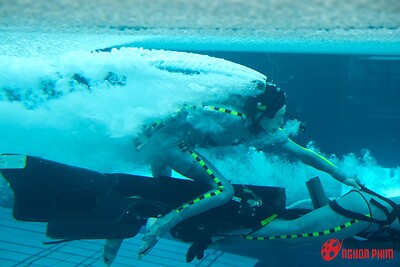 James Cameron tiết lộ ba phân cảnh của Avatar 2 cho đồng nghiệp