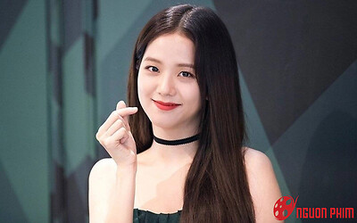 Jisoo (BLACKPINK) bị chê diễn xuất tầm thường, được netizen khuyên chỉ nên làm idol