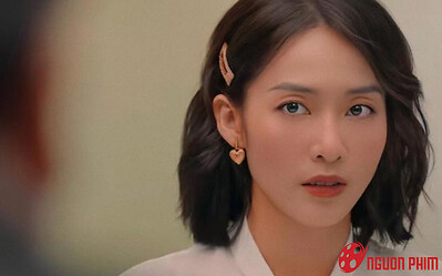 Khả Ngân lột xác với phong cách mới lạ, được fan khen nức nở vì dám làm điều này