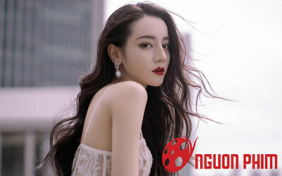 Khi các ngôi sao lạm dụng 'hàng fake' quá nhiều: Địch Lệ Nhiệt Ba và một số sao nam cũng góp mặt