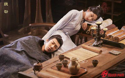 Khom Lưng đáng xem nhưng nam chính quá kém sắc