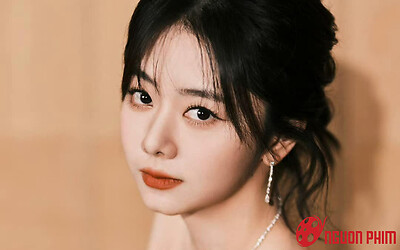 Không đóng vai học sinh, Đàm Tùng Vận vẫn được yêu thích vì điều này