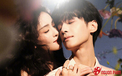 Lộ ảnh La Vân Hi - Bạch Lộc 'dắt tay nhau' đi đăng ký kết hôn, còn được CCTV đăng bài chúc mừng