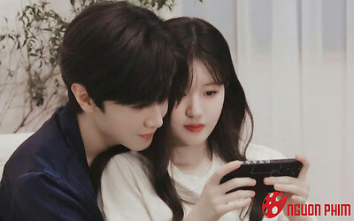 Lộ ảnh thuở mới yêu nhau của Triệu Lộ Tư và Trần Triết Viễn