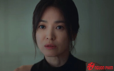 Lộ diện đối thủ khó nhằn nhất của Song Hye Kyo trên đường đua Baeksang