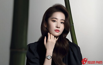 Lưu Diệc Phi 'phông bạt' gia thế?