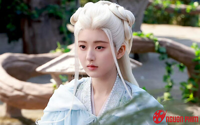 Lý do Thần Ẩn flop: Do Triệu Lộ Tư nhất quyết không 'xào couple'