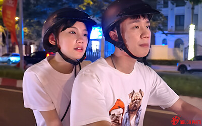 Mặc bão gạch đá, Đi giữa trời rực rỡ hé lộ thời điểm lên sóng phần 2