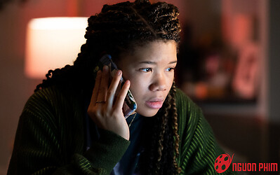 Missing có gì khác so với phần tiền truyện Searching ra mắt 5 năm trước?