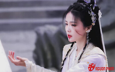 Mới đầu năm Bạch Lộc đã gặp hạn lớn, bộ phim được kỳ vọng nhất có nguy cơ nằm kho vĩnh viễn